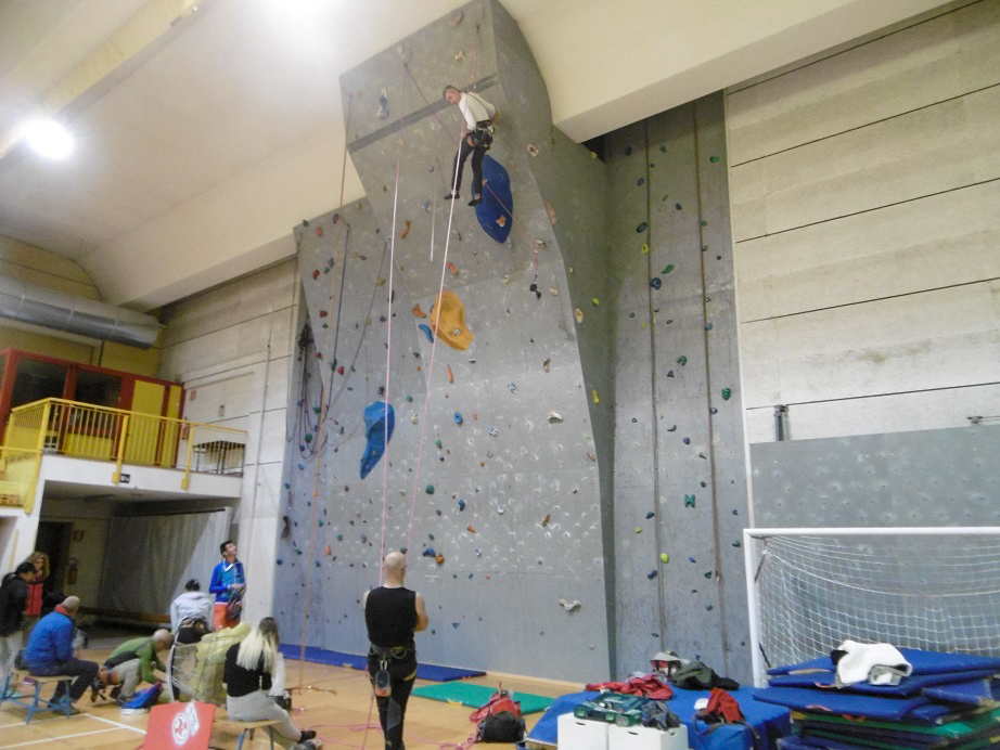 6a9-climbing (11)